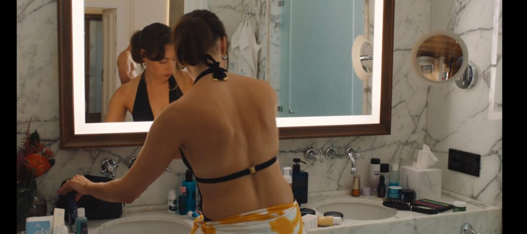 Skincare at The White Lotus: Who’s Bougie, Who’s Basic, and Who Forgot SPF